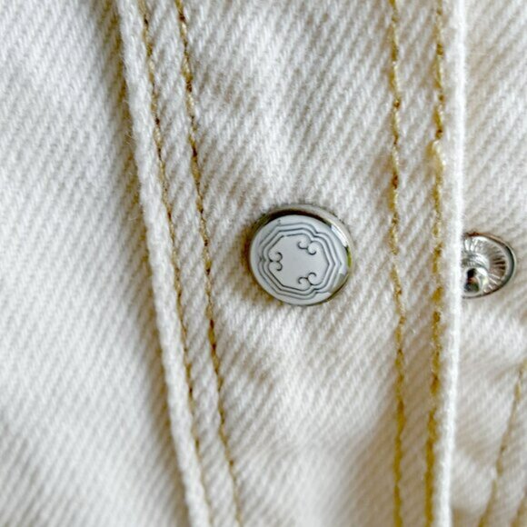 NWT! IVORY Snap UP DENIM Shacket BLOUSE By KENSIE - Picture 5 of 5
